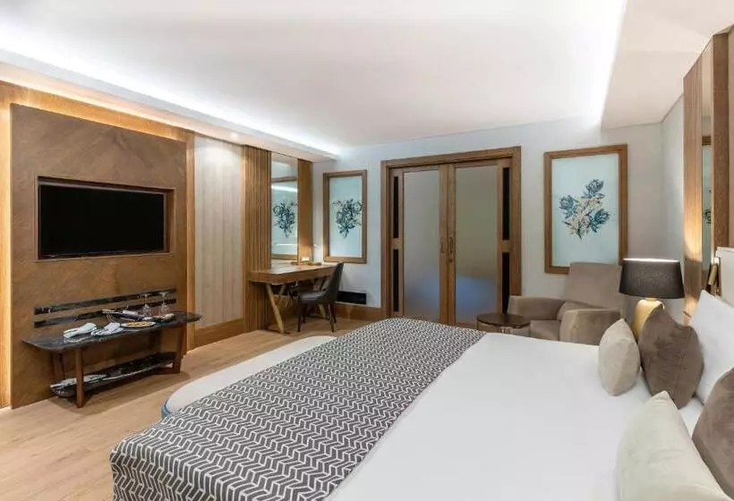 Susesi Luxury Resort