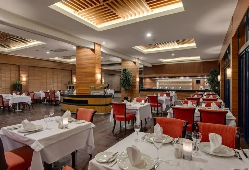 Susesi Luxury Resort