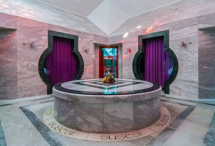 Susesi Luxury Resort