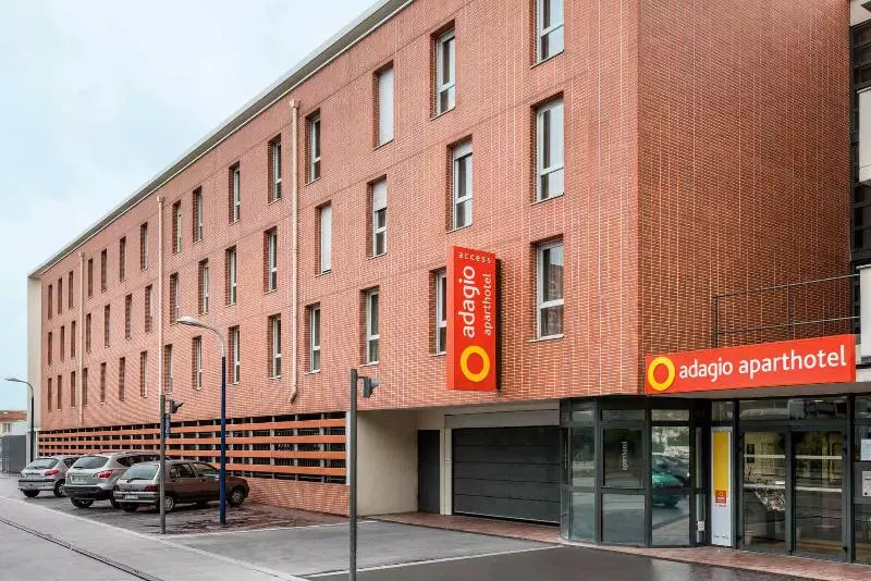 Aparthotel Adagio Access Paris Clamart