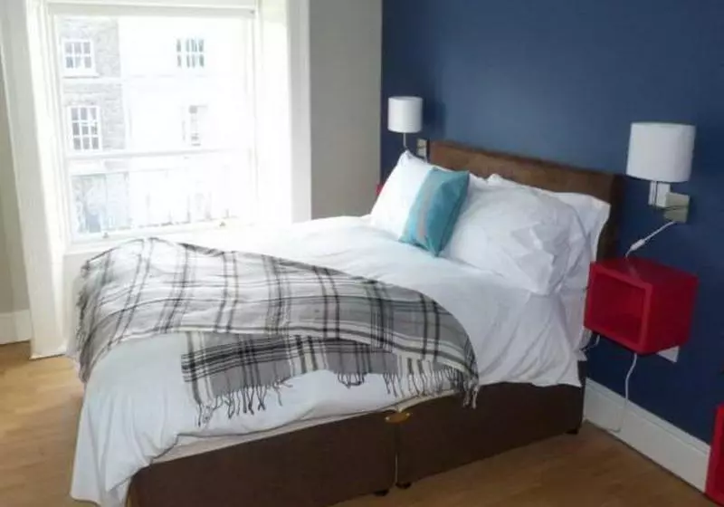 Bed and Breakfast Adelphi Guesthouse