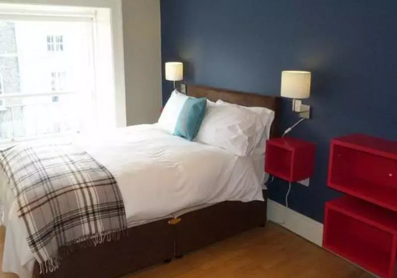 Bed and Breakfast Adelphi Guesthouse