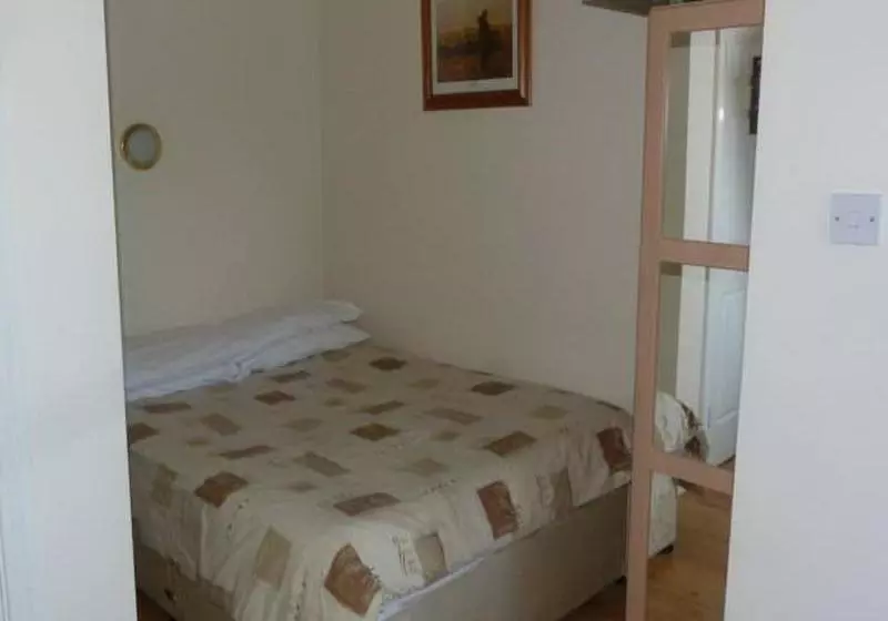 Bed and Breakfast Adelphi Guesthouse