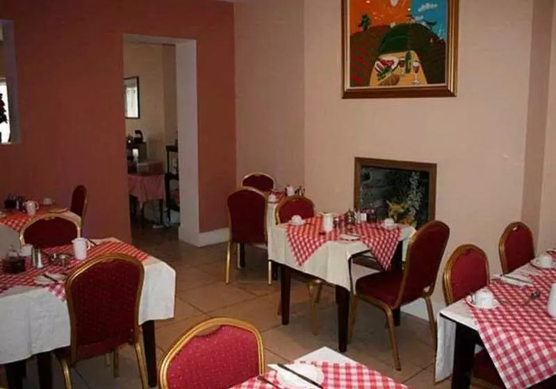 Bed and Breakfast Adelphi Guesthouse