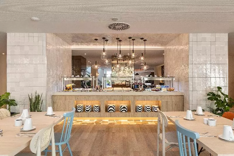 Crowne Plaza Caparica Lisbon