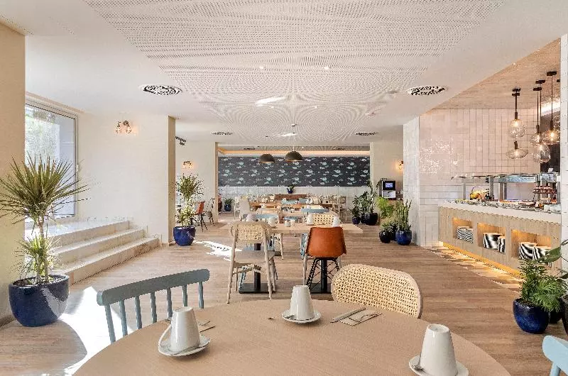 Crowne Plaza Caparica Lisbon