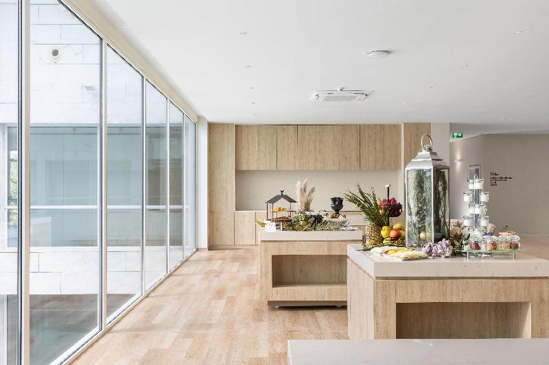 Crowne Plaza Caparica Lisbon