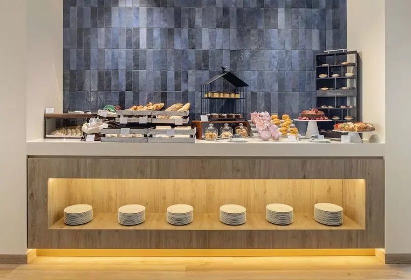 Crowne Plaza Caparica Lisbon