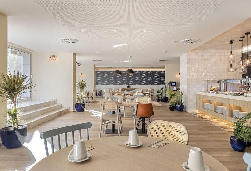 Crowne Plaza Caparica Lisbon