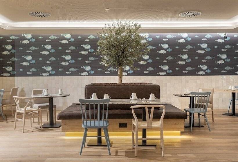 Crowne Plaza Caparica Lisbon