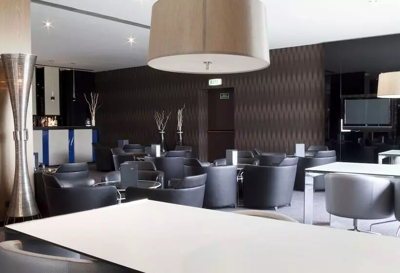 Ac Hotel Brescia By Marriott