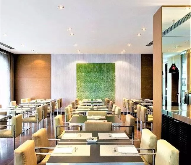 Ac Hotel Brescia By Marriott