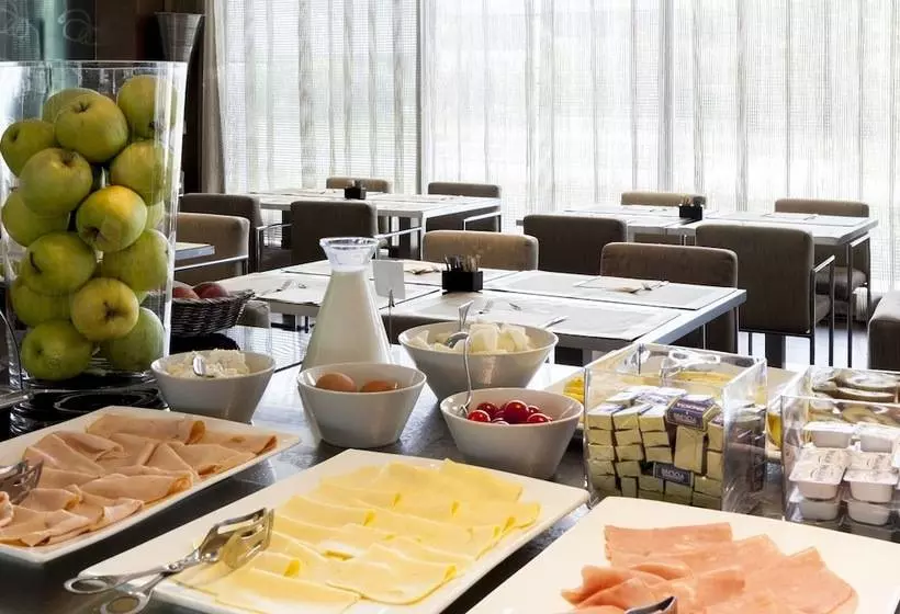 Ac Hotel Brescia By Marriott