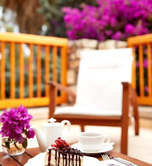 Отель Divan Bodrum Palmira