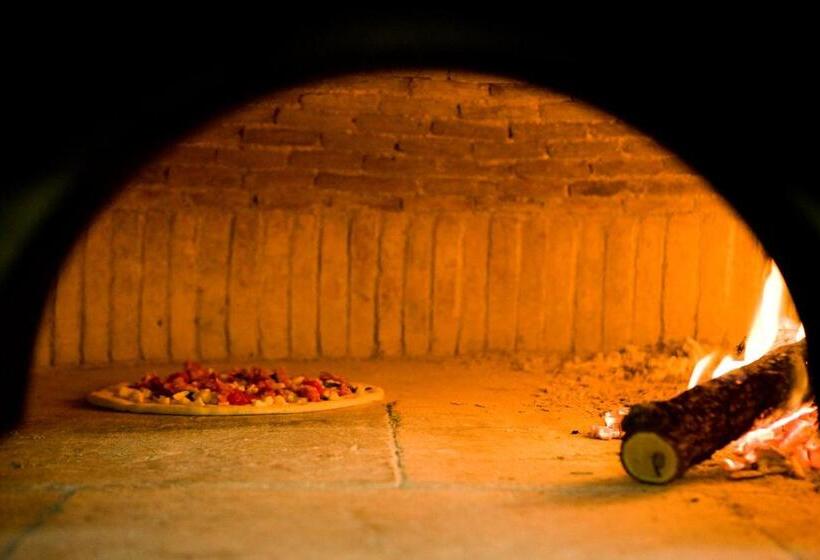 ホテル La Primavera