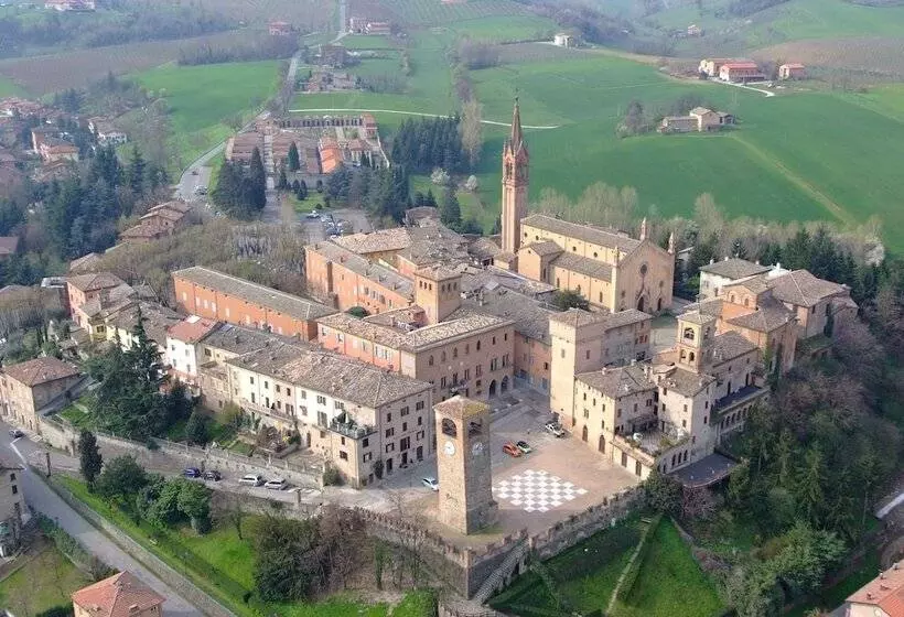 هتل Locanda Del Feudo Suite & Restaurant