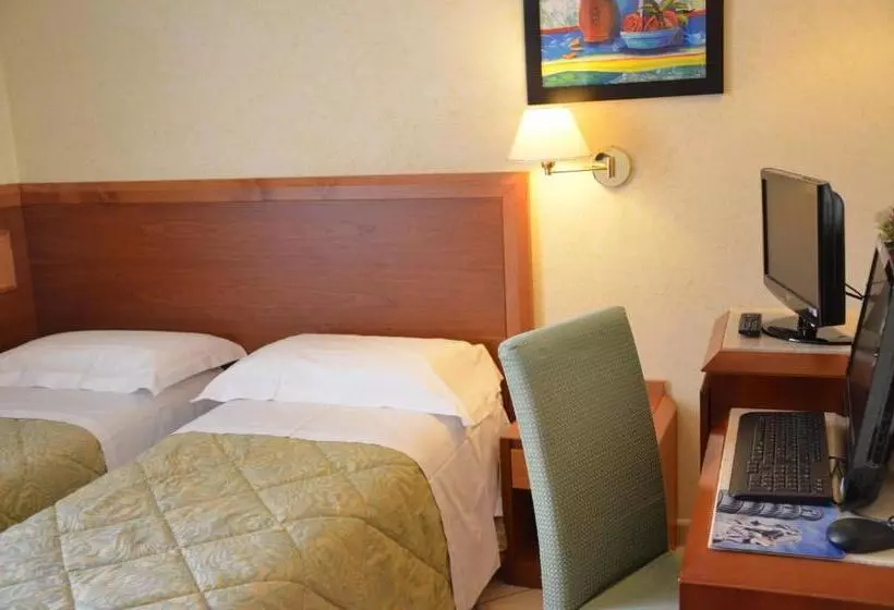 Hotell Mia Cara & Spa