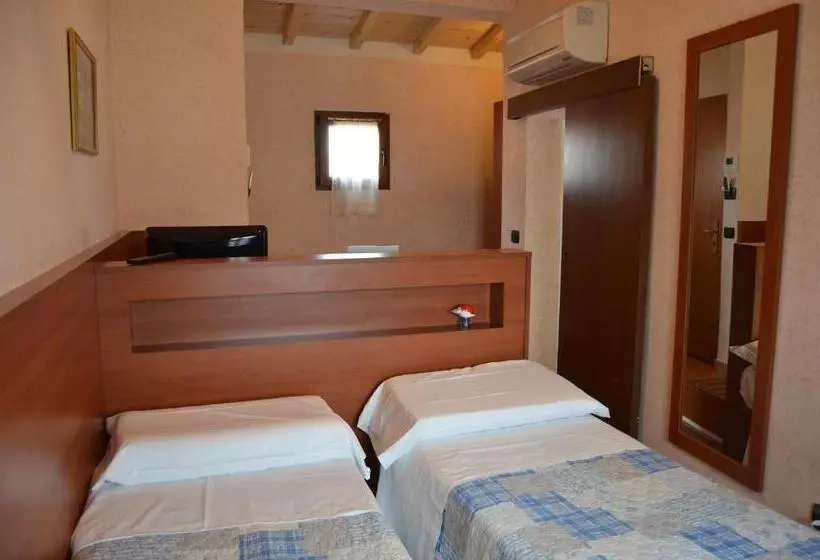 Hotell Mia Cara & Spa