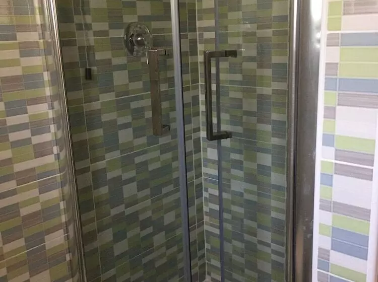 Отель Pithaecusa