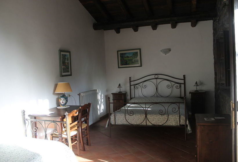 בית מלון כפרי Le Cisterne