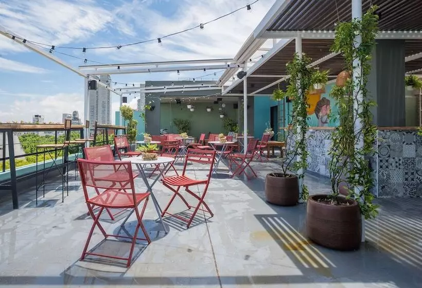 Отель Socialtel Palermo   Formerly Selina Palermo