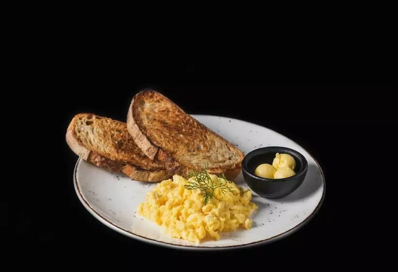 Отель Socialtel Palermo   Formerly Selina Palermo