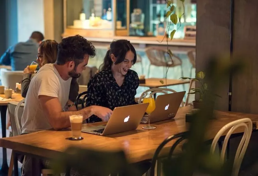 Отель Socialtel Palermo   Formerly Selina Palermo