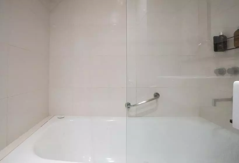 Отель Socialtel Palermo   Formerly Selina Palermo