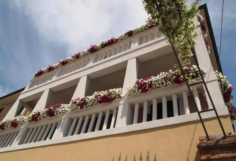 هتل Soggiorno Lo Stellino