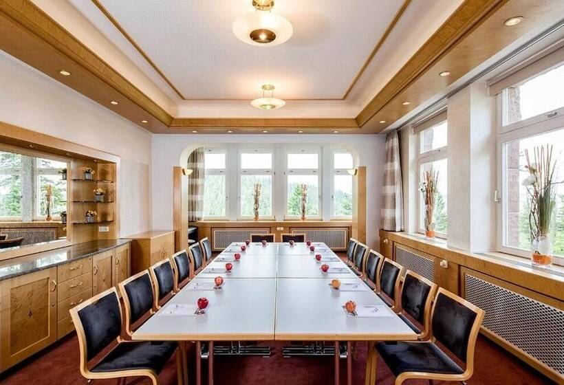 Отель Teuchelwald