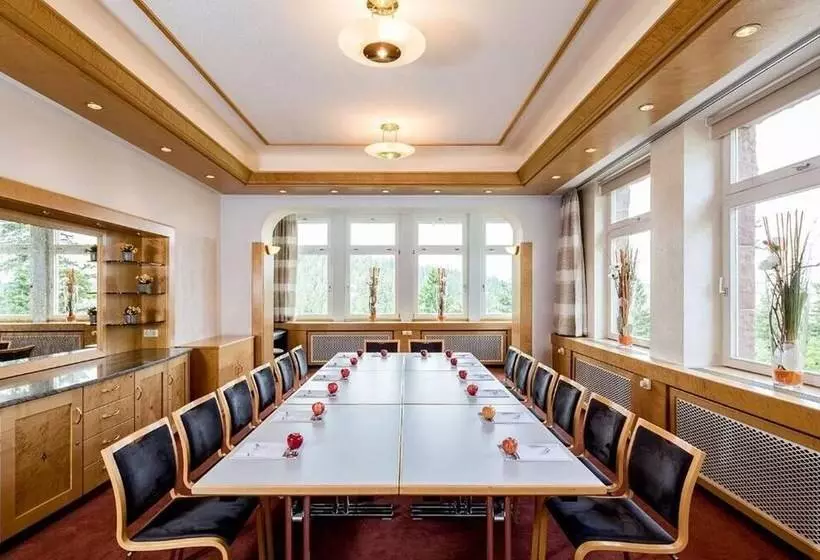 Отель Teuchelwald