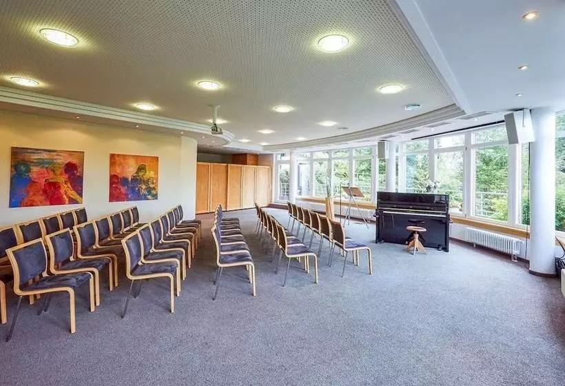 Отель Teuchelwald