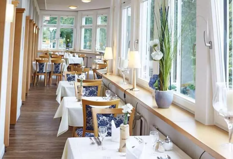 Отель Teuchelwald