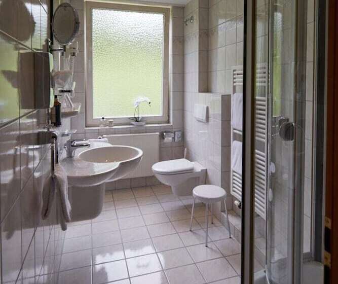 Отель Teuchelwald