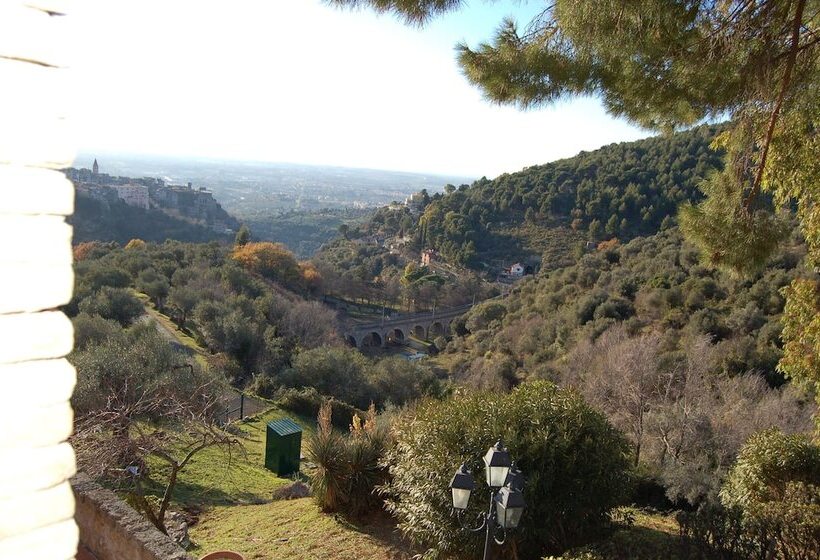 בית מלון כפרי Torre Sant Angelo