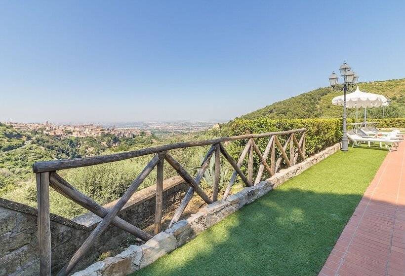 בית מלון כפרי Torre Sant Angelo