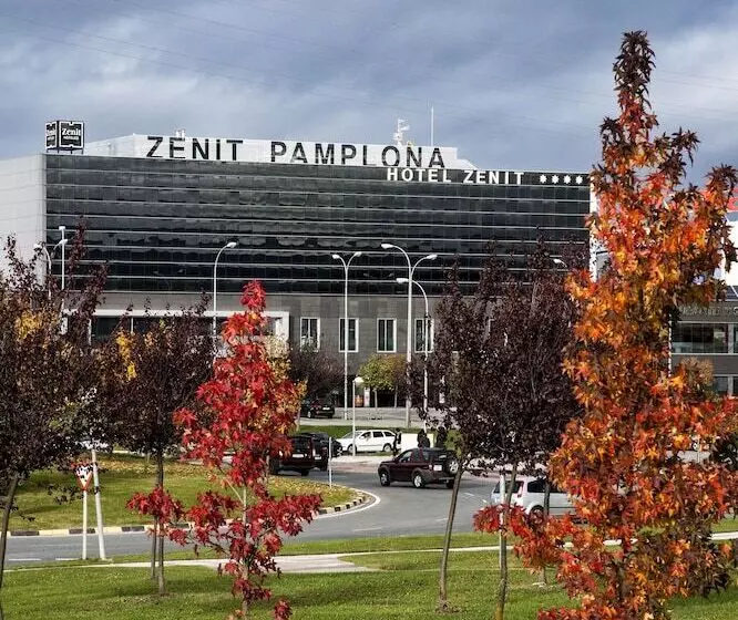 Отель Zenit Pamplona