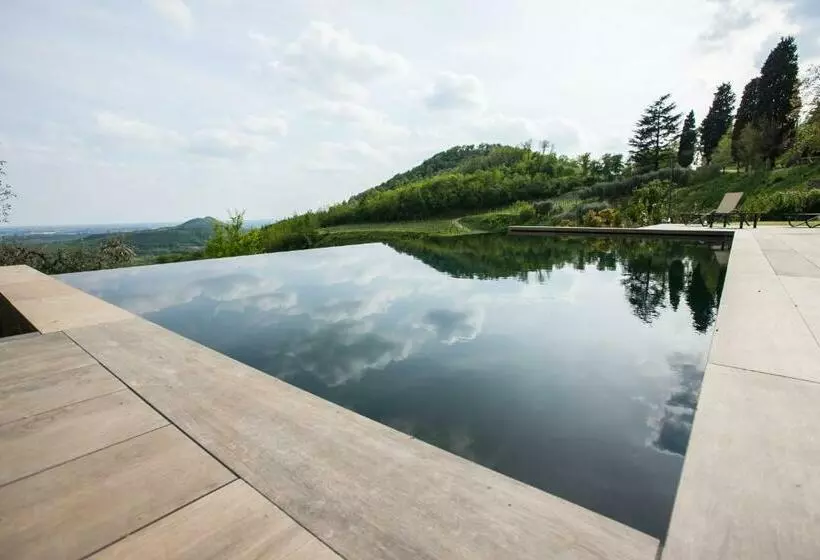 ホテル Agriturismo Le Volpi