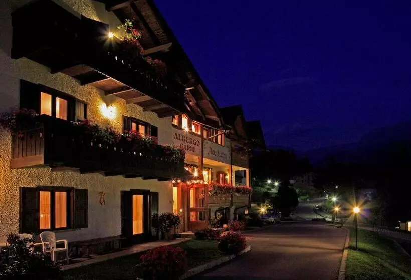 Hotelli Albergo Garnì Maso Mistrin