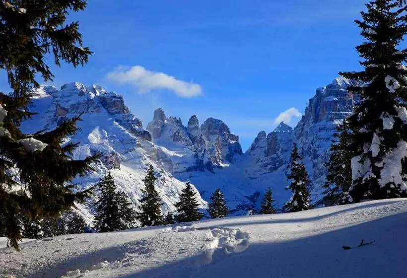 Hotelli Albergo Garnì Maso Mistrin