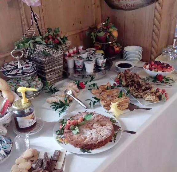 Hotelli Albergo Garnì Maso Mistrin