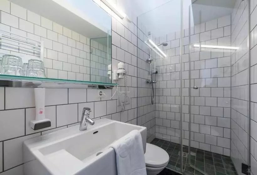 Hotelli Stift St. Georgen Am Längsee