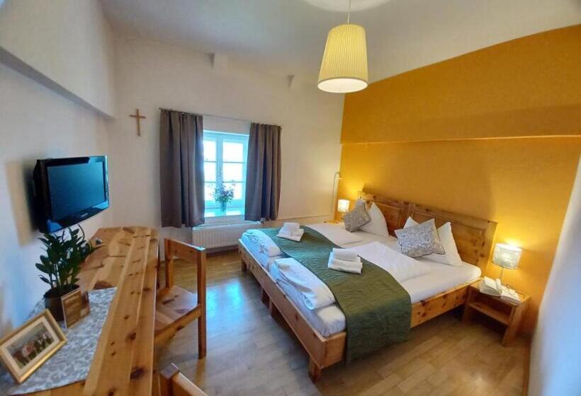 酒店 Stift St. Georgen Am Längsee