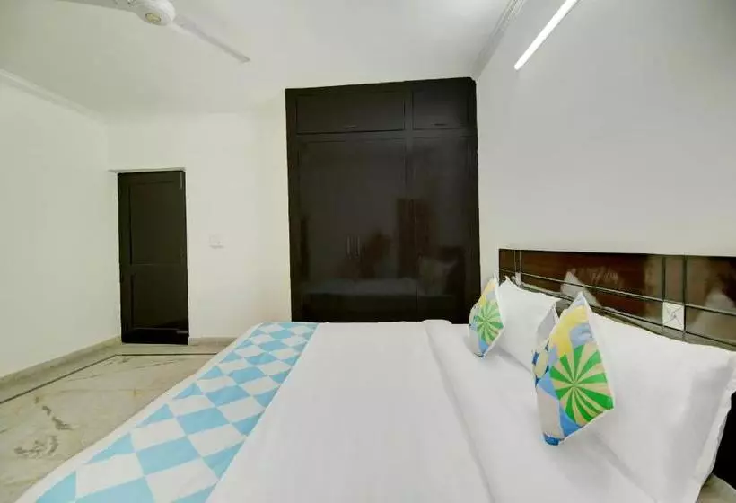 ペンション Oyo Home 66803 Spacious Studio Sector 21b
