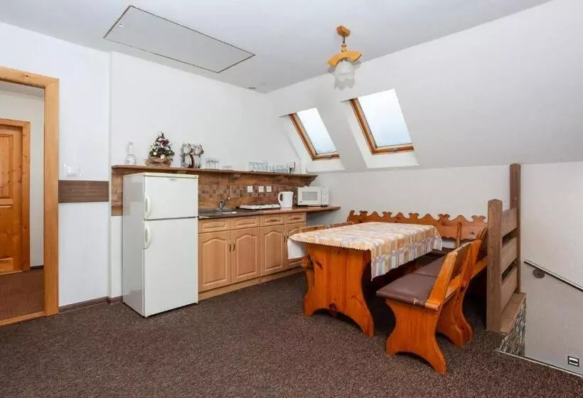 Majatalo Penzión Soňa