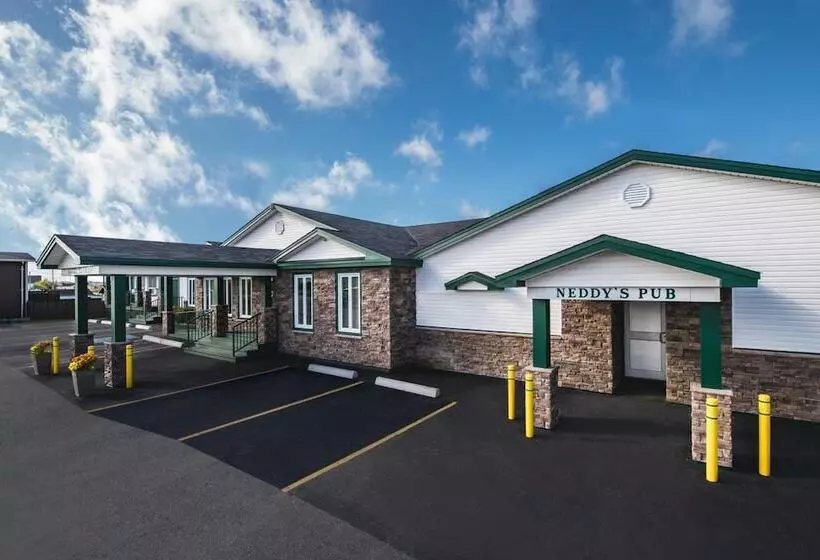 Shallow Bay Motel & Cabins Conference Centre