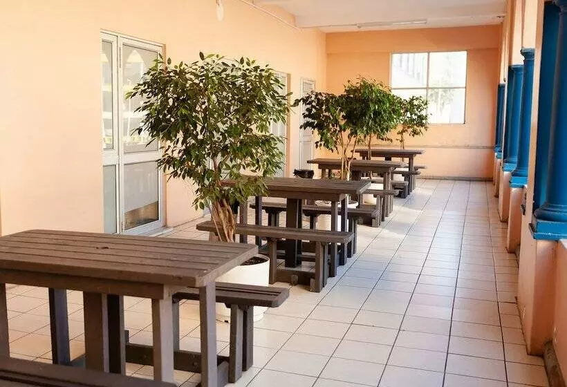 هتل Bayside Lodge 108