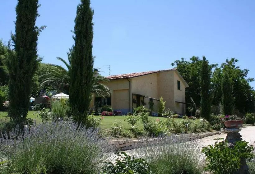 ホテル Agriturismo Santa Maria