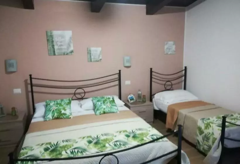 ホテル Agriturismo Santa Maria