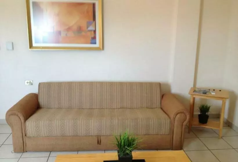 Hotelli Hacienda Nainari